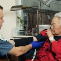 controle deslizante de cuidados urgentes em casa